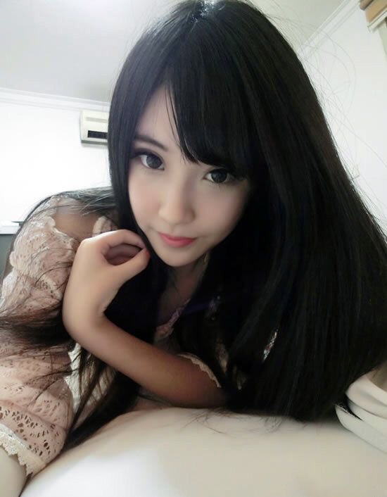 新下海的漂亮妹子